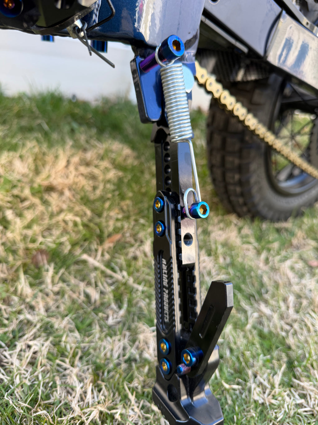 Kickstand Titanium Kit (8)