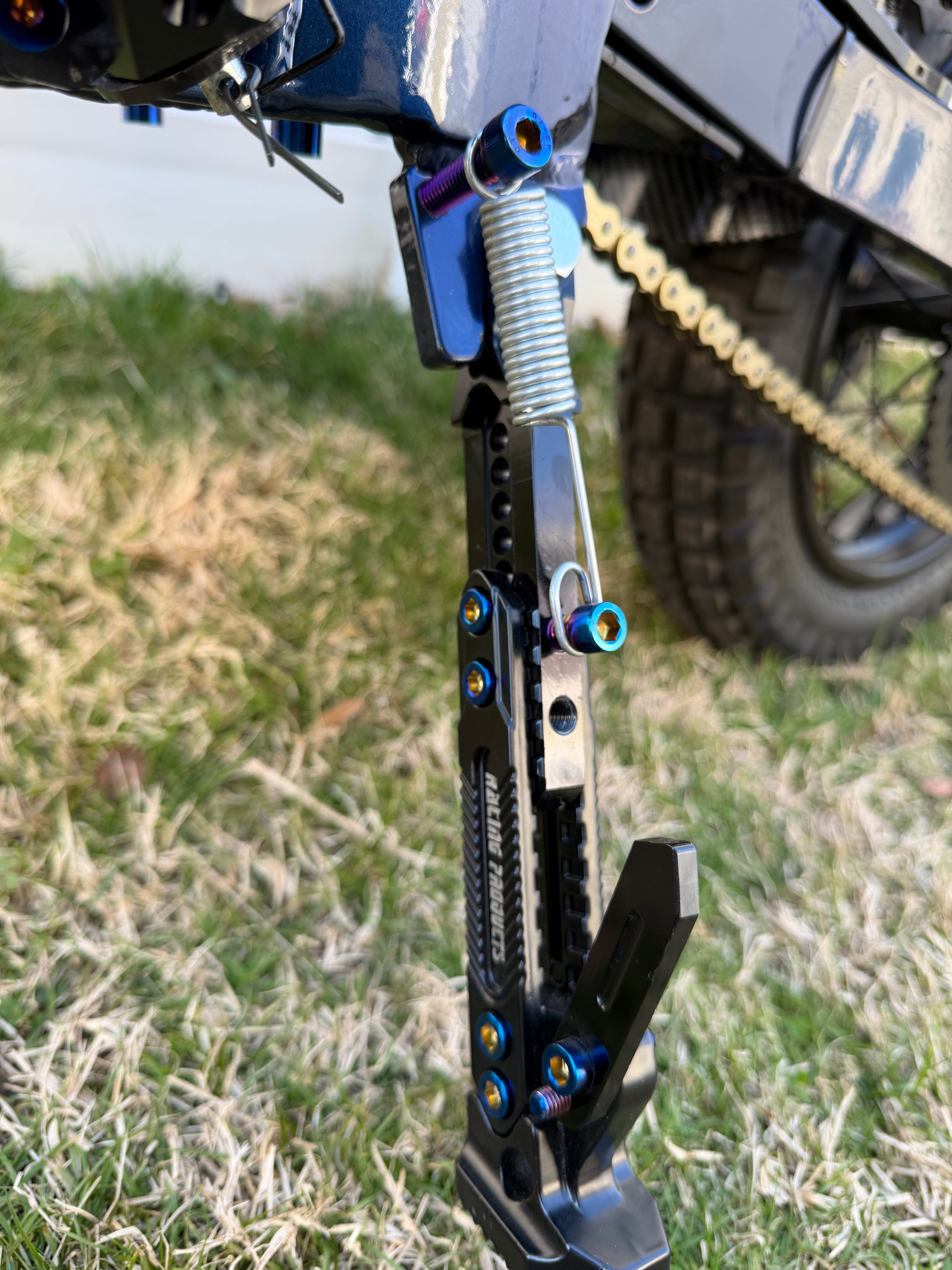Kickstand Titanium Kit (8)