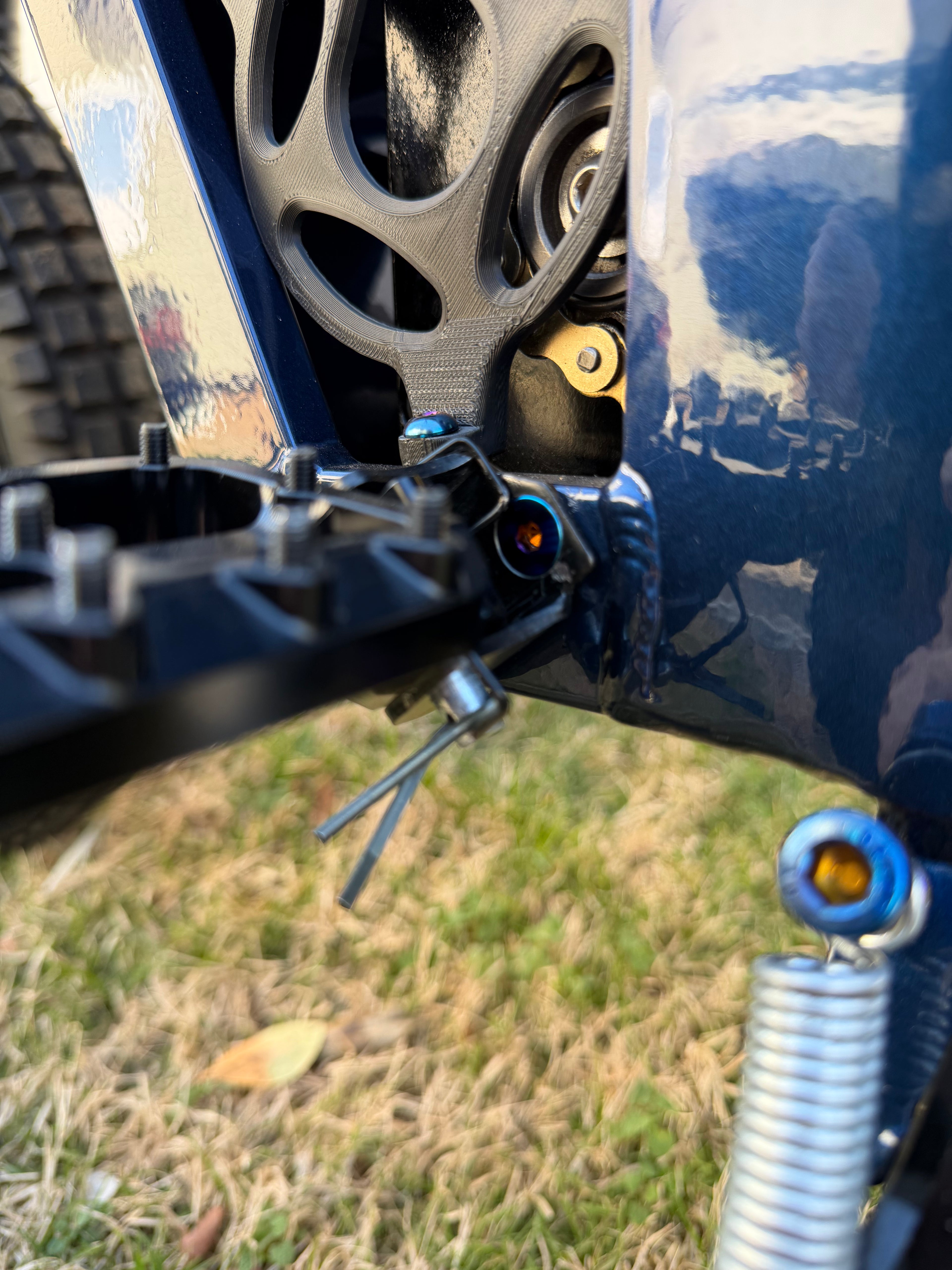 Peg Mount Titanium Bolts (4)